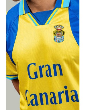 CAMISETA RETRO UD 00/01